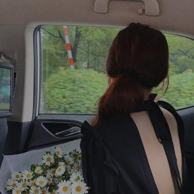 超模之女晒豪宅名表，72小时内幕曝光，人设崩塌